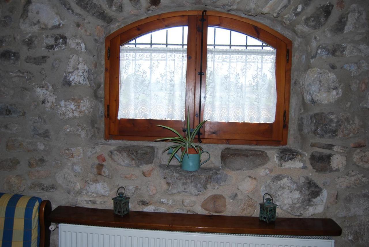 Cal Tort Villa Maia de Montcal Buitenkant foto